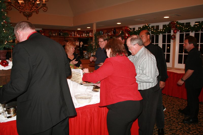 chapterholidayparty201154.jpg