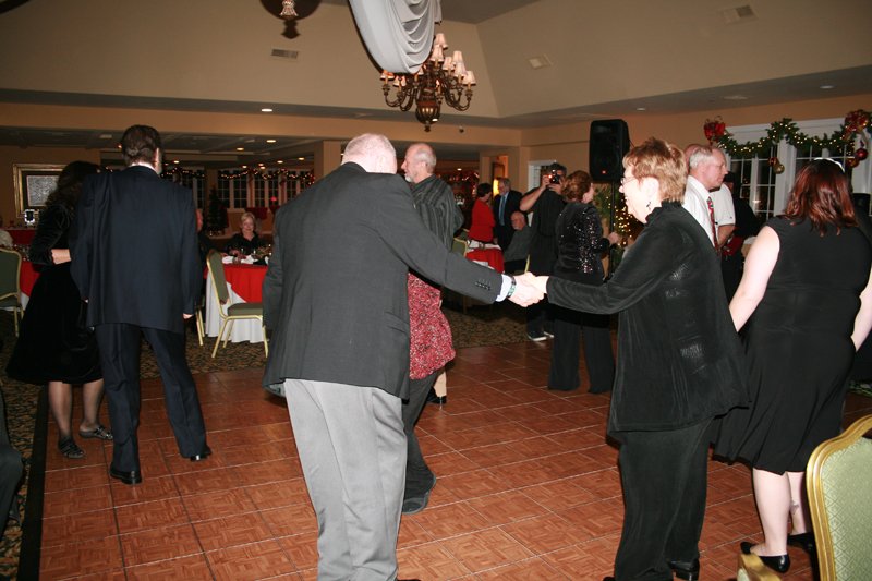 chapterholidayparty201169.jpg