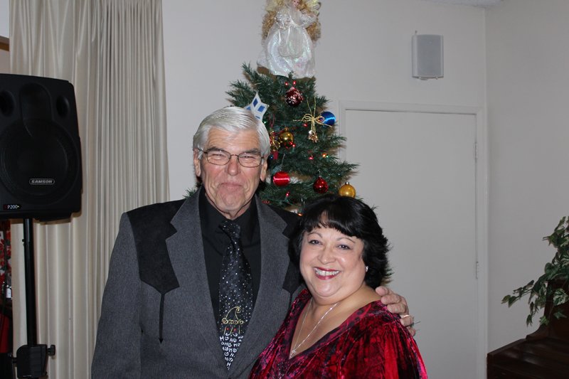 chapterholidayparty201219.jpg