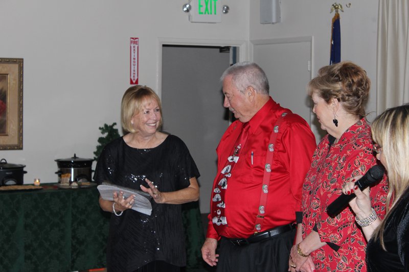 chapterholidayparty201239.jpg